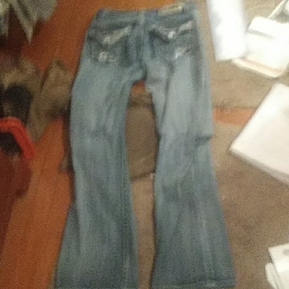 Jeans - Picture 2 of 5